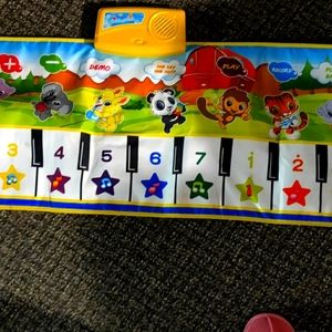 Walk on piano kids toy